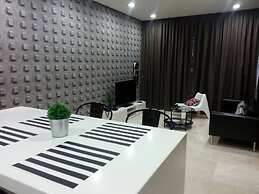 KL101 Service Suite at Soho Suites KLCC