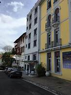 Le Petit Majestic