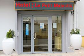 Le Petit Majestic