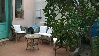 Sardinia International House