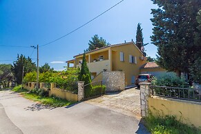 Franulovic Apartments