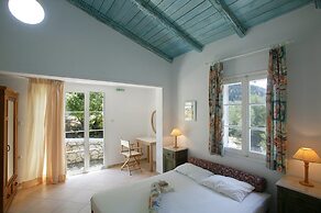 Agios Nikitas Villas