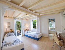 Agios Nikitas Villas