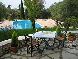 Agios Nikitas Villas