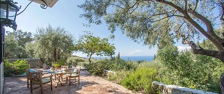 Agios Nikitas Villas