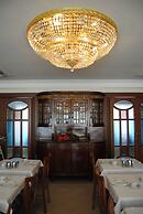 Hotel Capri & Residence