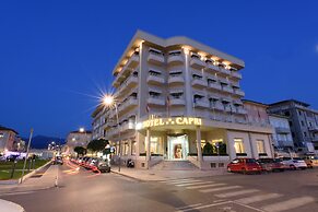 Hotel Capri & Residence