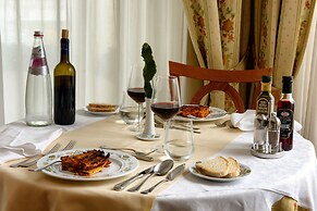 Hotel Capri & Residence