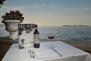 Hotel Monte Baldo e Villa Acquarone