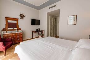 Hotel Monte Baldo e Villa Acquarone