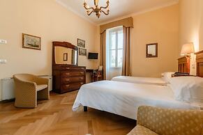 Hotel Monte Baldo e Villa Acquarone
