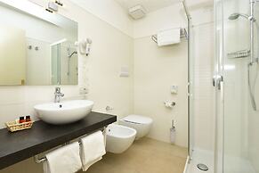 Hotel Monte Baldo e Villa Acquarone