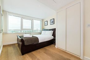 Luxury Modern 2BD Flat in Centre