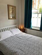 Trendy 2BD Flat in West Hampstead