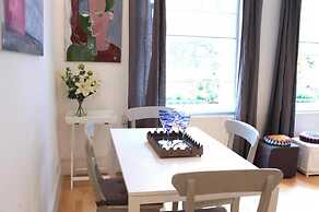 Trendy 2BD Flat in West Hampstead