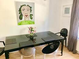 Trendy 2BD Flat in West Hampstead