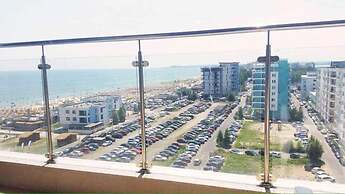 Sea View Penthouse Mamaia