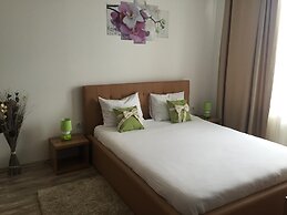 Chic Sea View Apartment Mamaia