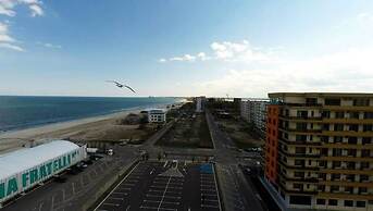 Chic Sea View Apartment Mamaia