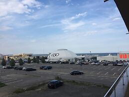 Chic Sea View Apartment Mamaia