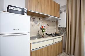 Chic Sea View Apartment Mamaia