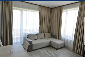 Chic Sea View Apartment Mamaia
