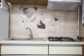 Chic Sea View Apartment Mamaia