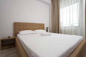 Chic Sea View Apartment Mamaia