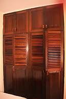 Leinmach House, Nyali