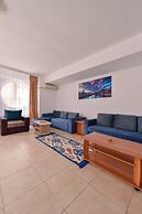 Beach & Clubs Apartments Mamaia