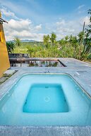 Casa Ave del Risco (Villa con río y cascada al interior)