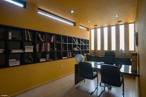 Casa Ave del Risco (Villa con río y cascada al interior)