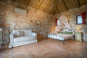 Myrties stone houses