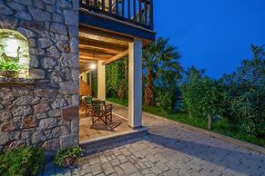 Myrties stone houses