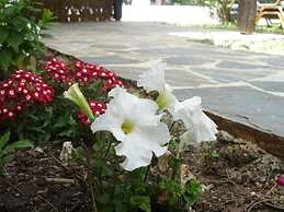 Myrties stone houses