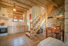 Myrties stone houses