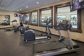 Glacier International Lodge