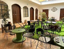 Hostal Las Puertas - Hostel