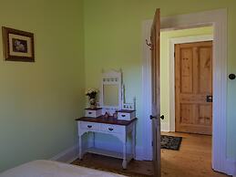 Coragulac House Cottages