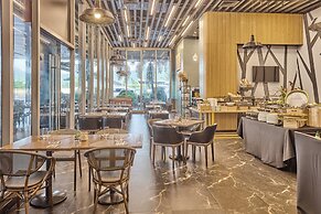 Summit Hotel Tacloban