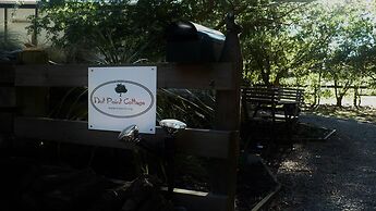 Christchurch City & Country Cottages - Nut Point Cottage