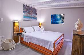 Eagle's Base Villa & Cottage