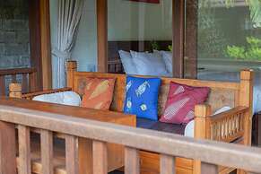 Sari Bamboo Bungalows