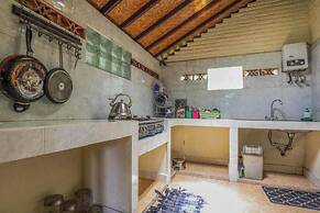 Sari Bamboo Bungalows