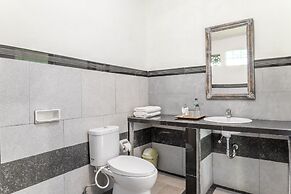 Sari Bamboo Bungalows