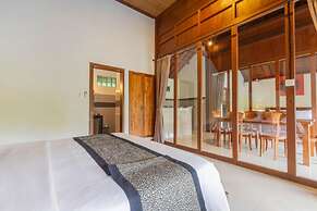 Sari Bamboo Bungalows