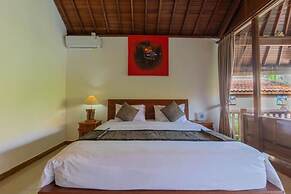 Sari Bamboo Bungalows