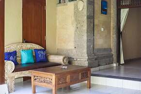 Sari Bamboo Bungalows