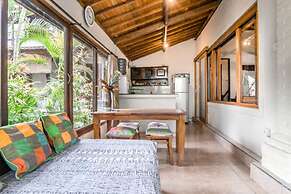 Sari Bamboo Bungalows