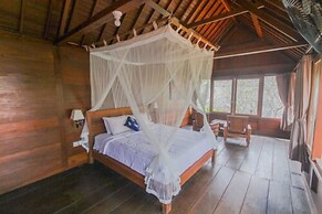 Sari Bamboo Bungalows